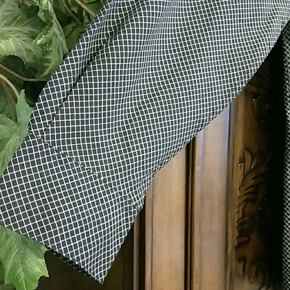 H&H - Picture 3 of 7